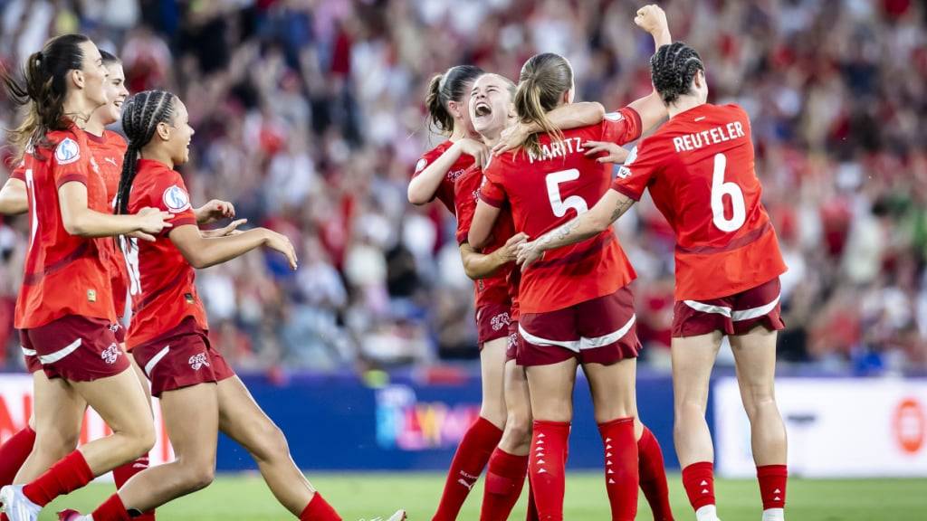 Das Eröffnungsspiel der Frauen zwischen der Schweiz und Norwegen ist auch fürs Schweizer Fernsehen ein Publikumserfolg