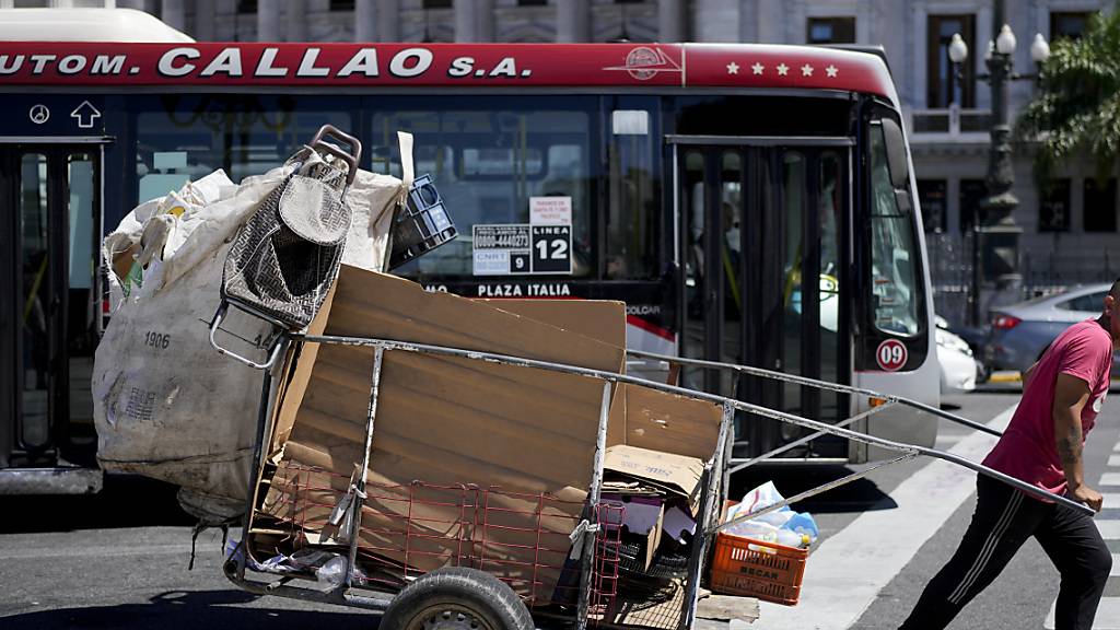 Vor allem die Kosten für Kommunikation, Transport und Wohnen zogen in Argentinien kräftig an. (Archivbild)