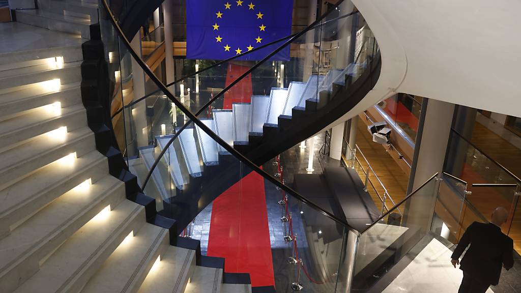 ARCHIV - Nur für bestimmte Zusammenkünfte und Aktivitäten ist eine Registrierung im EU-Transparenzregister zwingend erforderlich. Foto: Jean-Francois Badias/AP/dpa