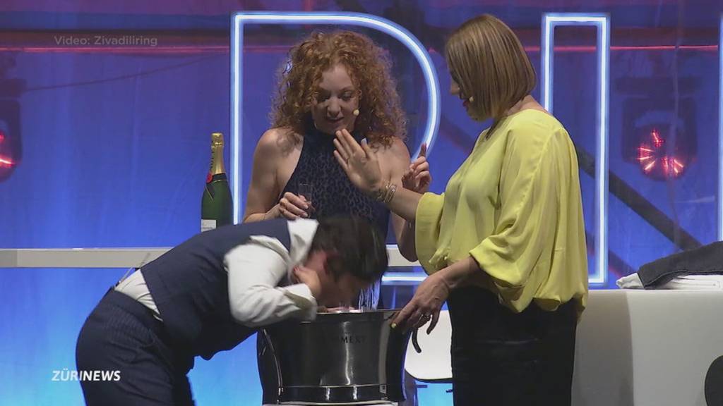 Zivadiliring schreibt Geschichte: Drei Frauen füllen das Hallenstadion