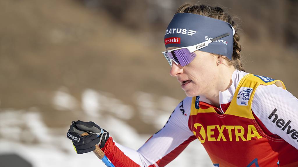 Nadine Fähndrich ist in der zweite Etappe der Tour de Ski in der klassischen Technik unterwegs (Archivaufnahme)
