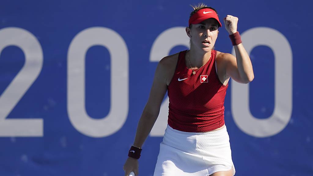 Belinda Bencic bestreitet zuerst ihen Halbfinal im Einzel...