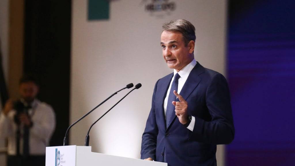 Der griechische Ministerpräsident Kyriakos Mitsotakis hält eine Rede während der internationalen Handelsmesse von Thessaloniki. Foto: Giannis Papanikos/AP/dpa