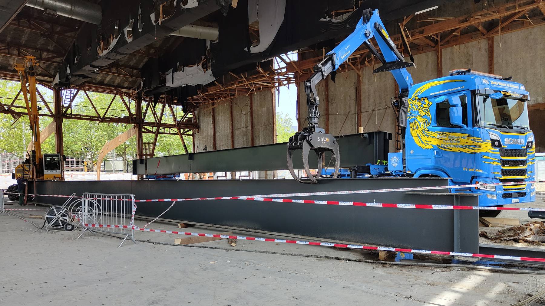 Die Stahlträger der alten Festhalle werden bei neuen Bauprojekten zum Einsatz kommen.
