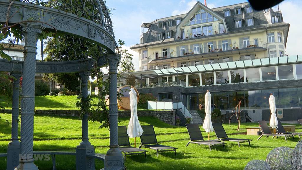 Top Sommer im Strandhotel Belvédère in Spiez: Übernachtungszahlen fast auf Niveau wie vor der Pandemie