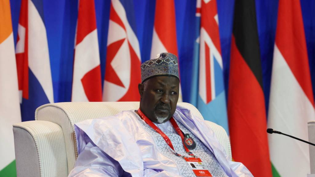 Nigerias Verteidigungsminister Mohammed Badaru Abubakar ist aus gesundheitlichen Gründen zurückgetreten. (Archivbild)