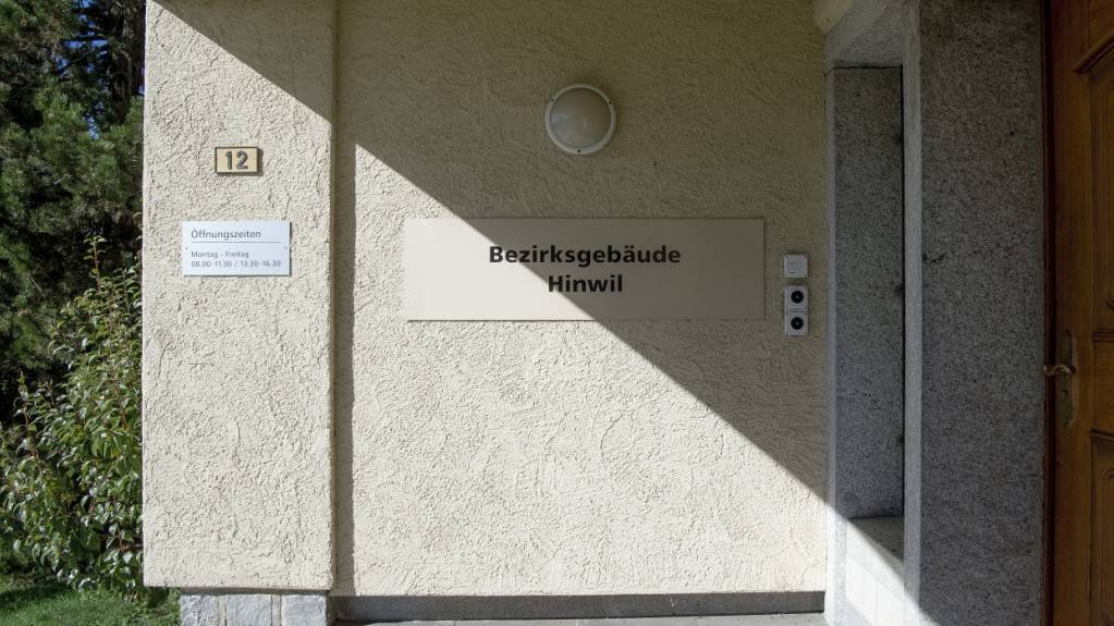 Das Bezirksgericht Hinwil ZH sprach am Donnerstag einen Vater vom Vorwurf des Missbrauchs an seiner Tochter frei. (Archivbild)