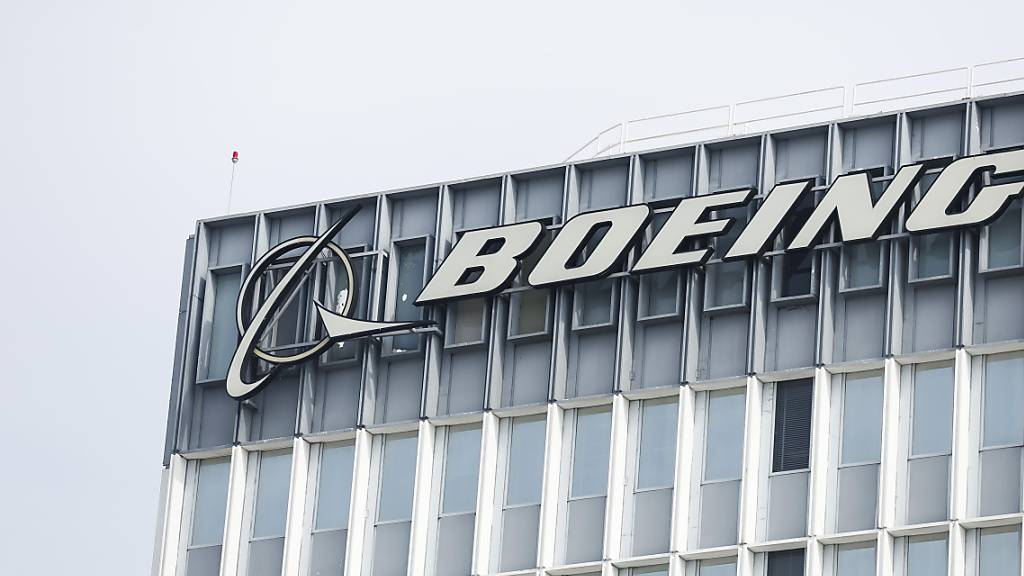 Eine fehlende Mutter am Heckruder einer Boeing 737 Max hat im Dezember den Flugzeugbauer und Behörden aufgeschreckt - das Problem hat sich jedoch als Einzelfall erwiesen. (Archivbild)