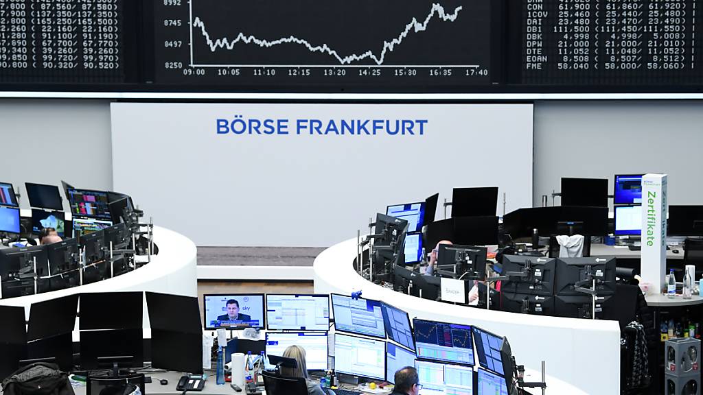 Der deutsche Aktienindex Dax wird ab September 2021 um zehn auf vierzig Werte aufgestockt. (Archivbild)