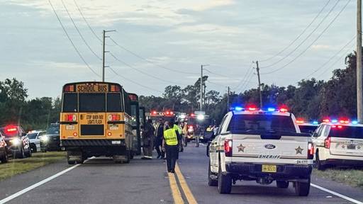 Zwei Tote bei schwerem Schulbus-Unfall in Florida