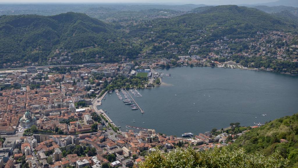 Como am gleichnamigen See ist ein immer beliebteres Ziel von Tessiner Einkaufstouristen.