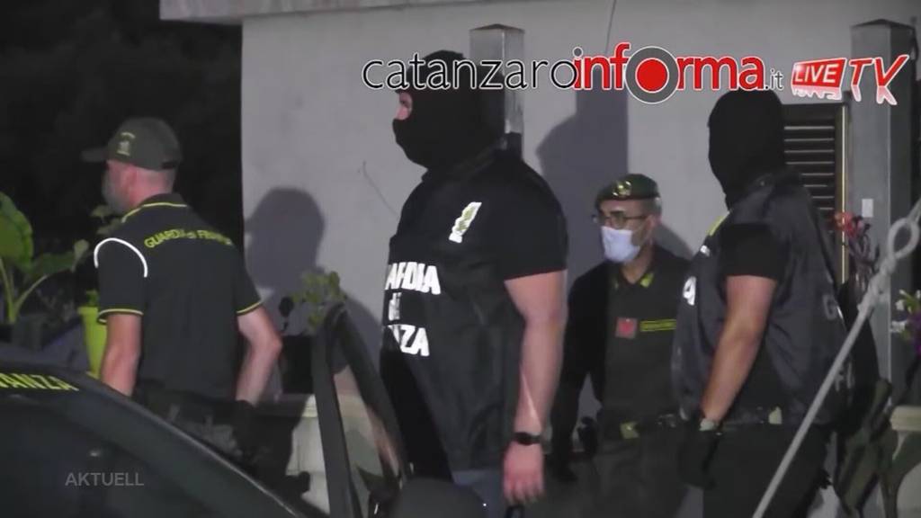 Strengere Gesetze: Aargauer Mitte-Nationalrat will Mafiosi das Leben schwerer machen