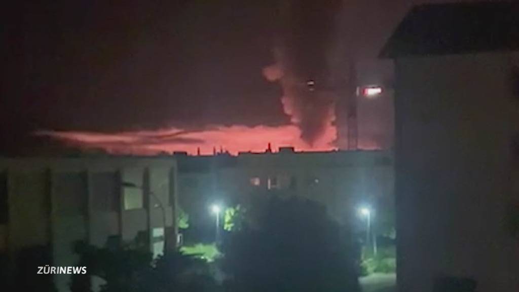 Grossbrand: Flammen zerstören in Bad Zurzach das Gebäude einer Gartenbaufirma