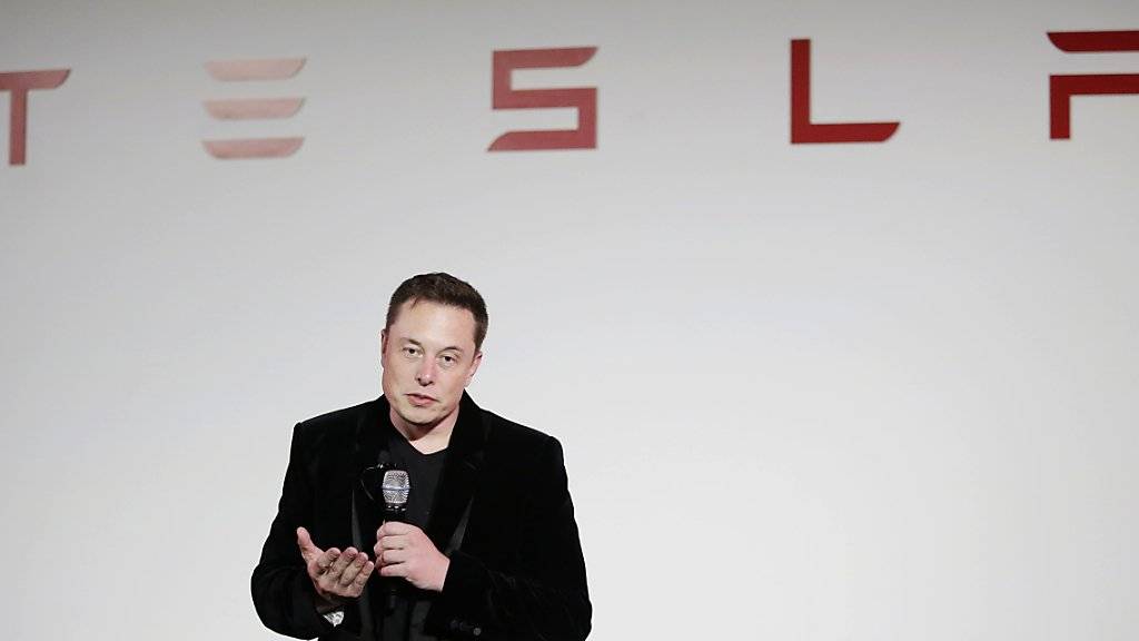 Tesla-Chef Elon Musk kann die Übernahme von SolarCity, wo er grösster Aktionär und Verwaltungsratspräsident ist, angehen. (Archivbild)