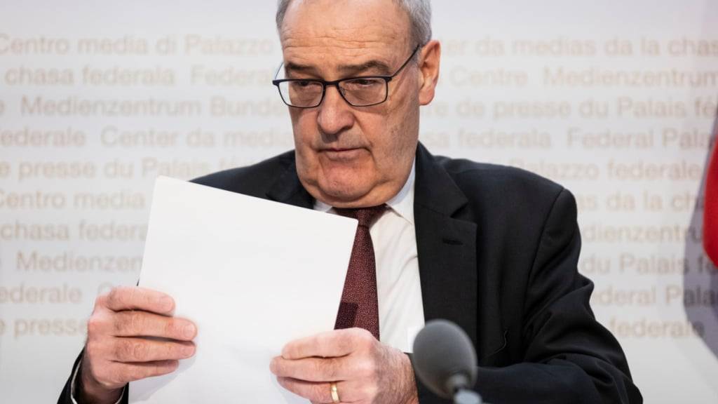 Wann der neue Zollsatz von 15 Prozent gelten soll, ist noch unklar, wie Wirtschaftsminister Guy Parmelin zum Schweizer Radio und Fernsehen (SRF) sagte.
