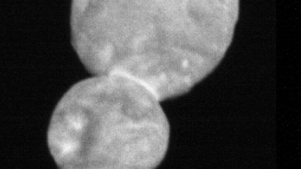 6,4 Milliarden Kilometer von der Erde entfernt: der aus Schneekugeln bestehende Himmelskörper Ultima Thule. (Archivbild)