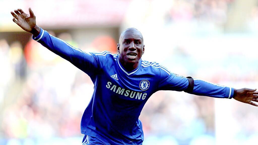Demba Ba spielte unter anderem beim FC Chelsea.