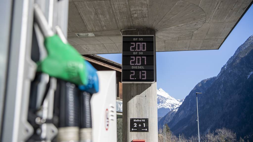 Eine Mattli Tankstelle im Kanton Uri am 5. März. Die Rohölpreise steigen wegen dem Krieg in der Ukraine.