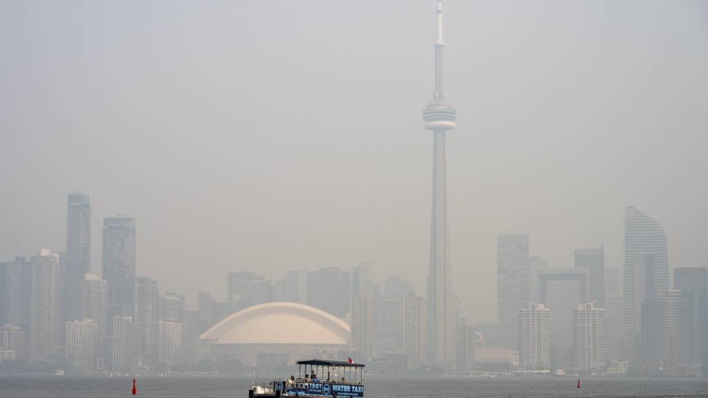 Der Ontariosee mit der Skyline von Toronto im Hintergrund: US-Präsident Donald Trump bringt mitten im Handelsstreit mit Kanada eine Umbenennung des Grenzsees in «Lake America» ins Spiel.
