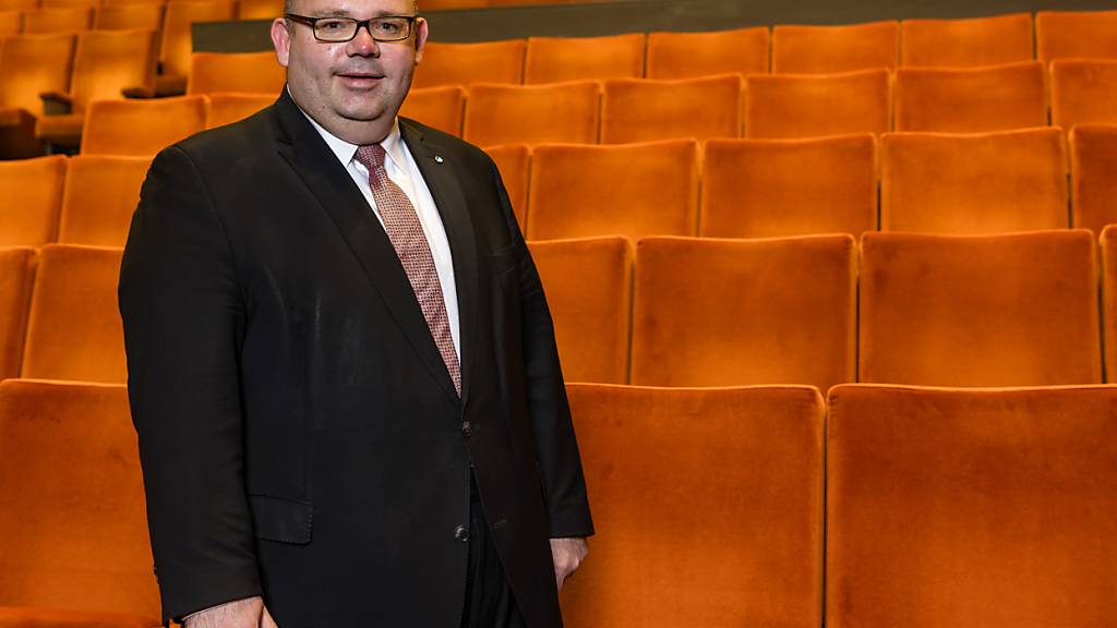 Der Luzerner Bildungsdirektor Armin Hartmann (SVP) will beim kulturellen Mittelbau auf eine partnerschaftliche Finanzierung setzen. (Archivaufnahme)