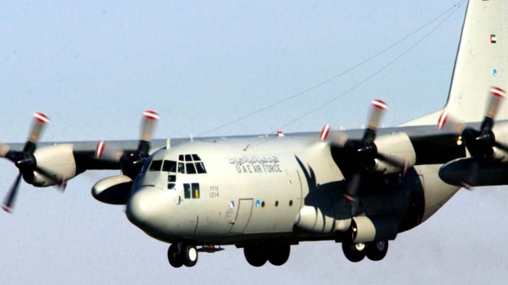 ARCHIV - Eine Transportmaschine vom Typ Hercules C130 (Archivbild). Foto: Jens Büttner/Zentralbild/dpa
