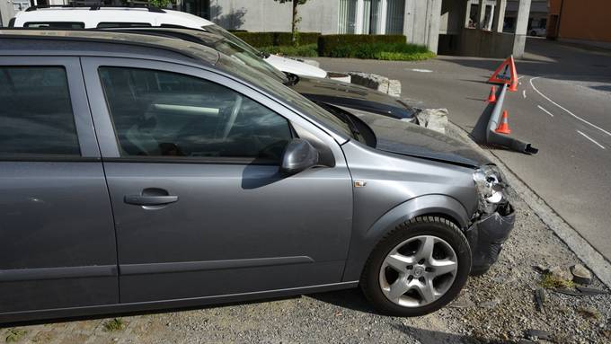 Betrunken und ohne Führerschein verunfallt