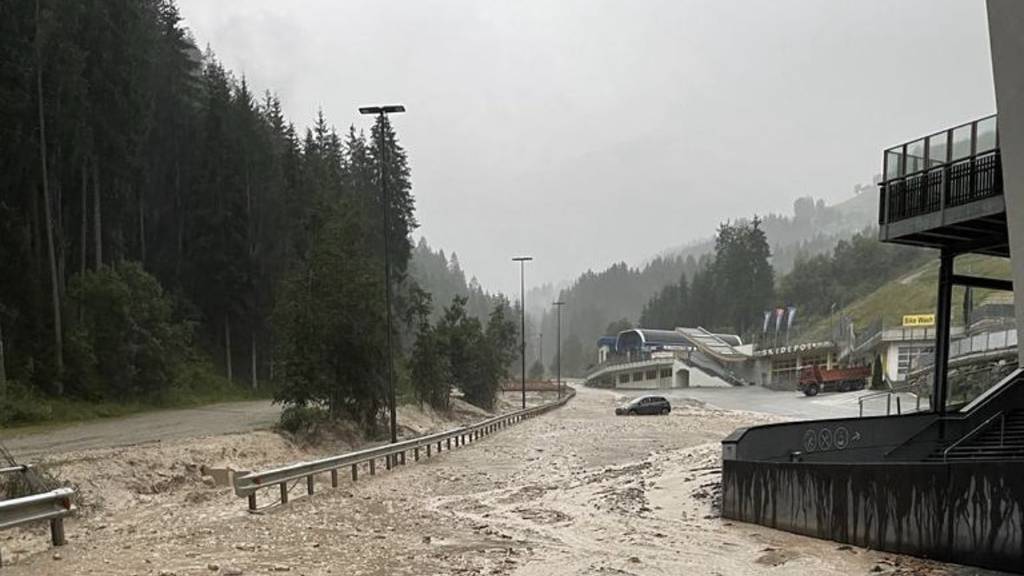 Unwetter verwüsten Teile des Südtirols im Norden Italiens.