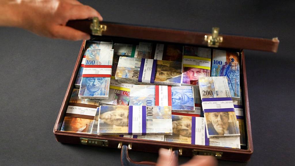 Die Meldestelle für Geldwäscherei (MROS) verzeichnet seit Jahren mehr Fälle, so auch im vergangenen Jahr. (Symbolbild)