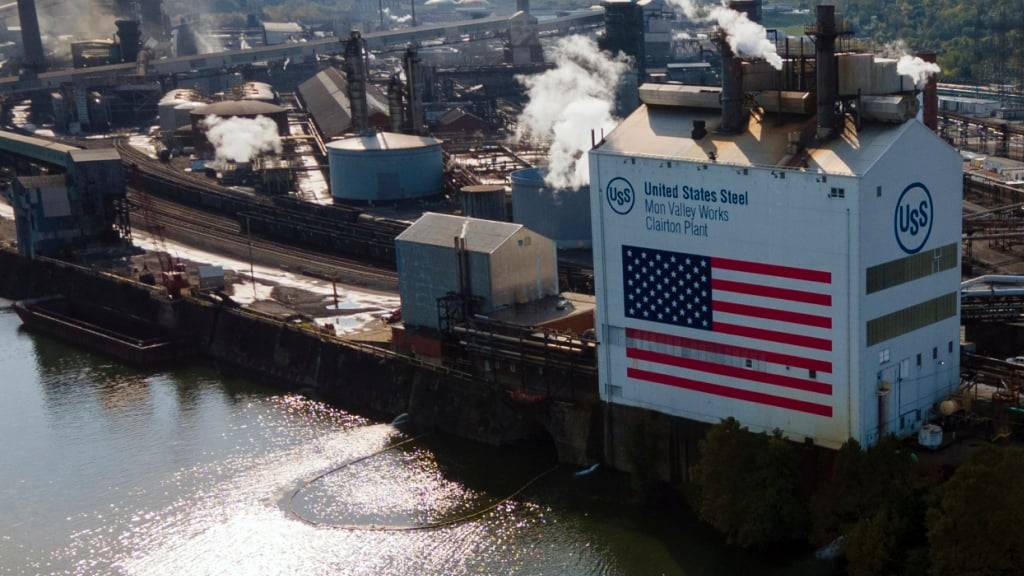 Die Übernahme des Stahlriesen US Steel durch einen japanischen Rivalen hängt seit Monaten in der Schwebe. (Archivbild)