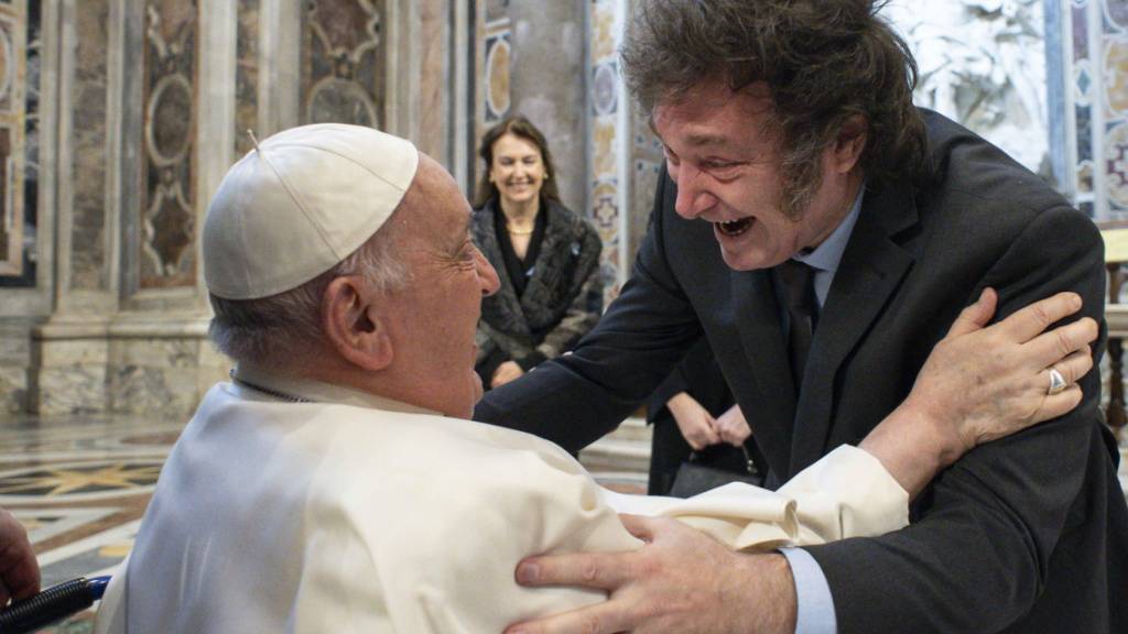 Im Wahlkampf um das höchste Staatsamt hatte der Argentinier Javier Milei den Papst noch als «Dummkopf» und «Hurensohn» beschimpft. Am Sonntag trafen sich beide im Vatikan.