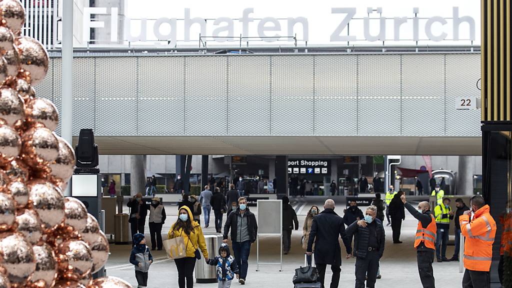 Der Flughafen Zürich erleidet im November einen beschleunigten Rückgang. (Archiv)