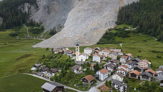 Vermehrte Steinschläge aufgrund des nassen Wetters