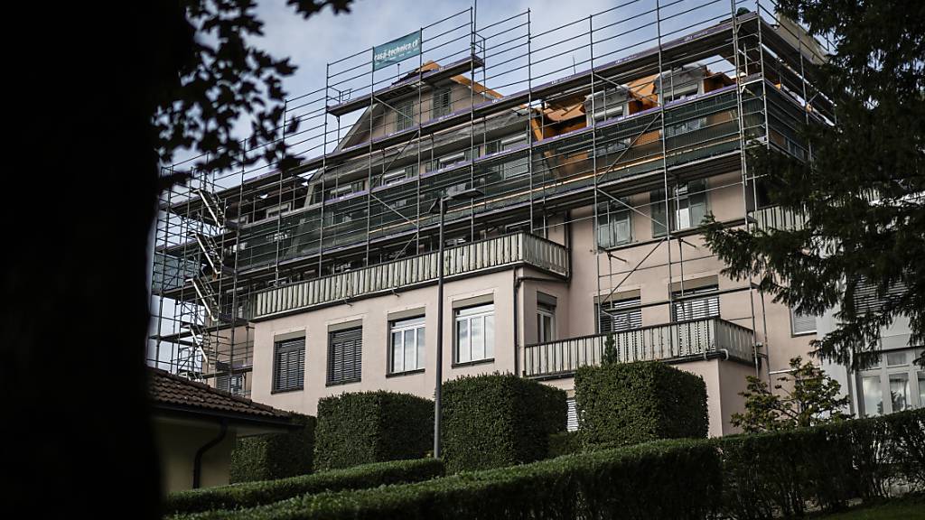 Blick auf die «Christliche Schule Linth», die bis 2019 von der Mission Kwasizabantu unter dem Namen «Domino Servite» betrieben wurde.