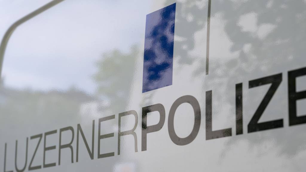 Ein 72-jähriger Mann erlitt bei einem Sturz mit seinem Velo in Knutwil am Mittwochnachmittag lebensbedrohliche Verletzungen. (Archivfoto)