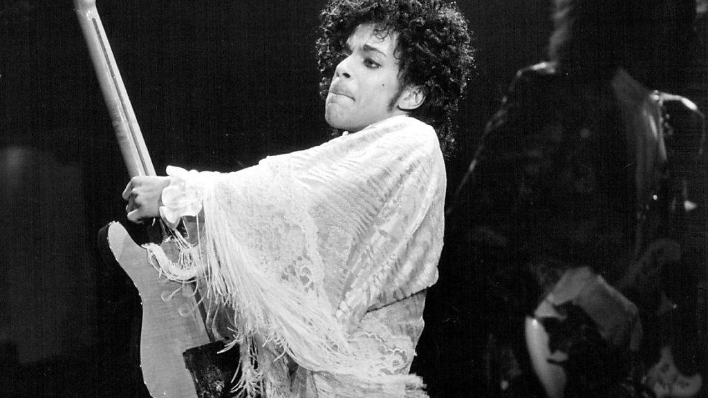 Prince bei einem Auftritt 1984. Der kürzlich überraschend verstorbene Musiker hinterliess wohl kein Testament. (Archiv)