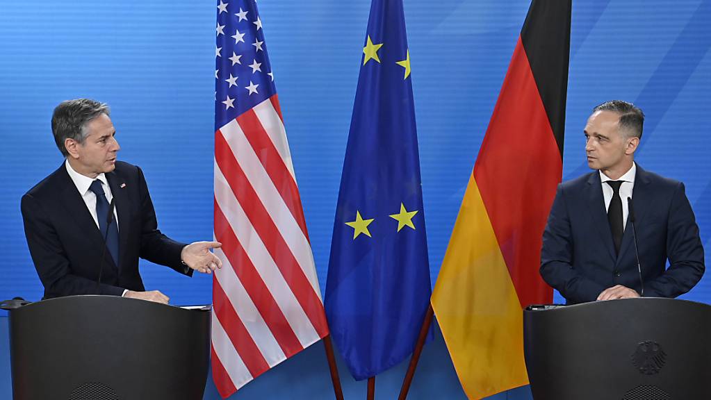 Deutschlands Außenminister Heiko Maas (r.) und US-Außenminister Antony Blinken bei ihrer Pressekonferenz. Foto: John Macdougall/AFP/dpa