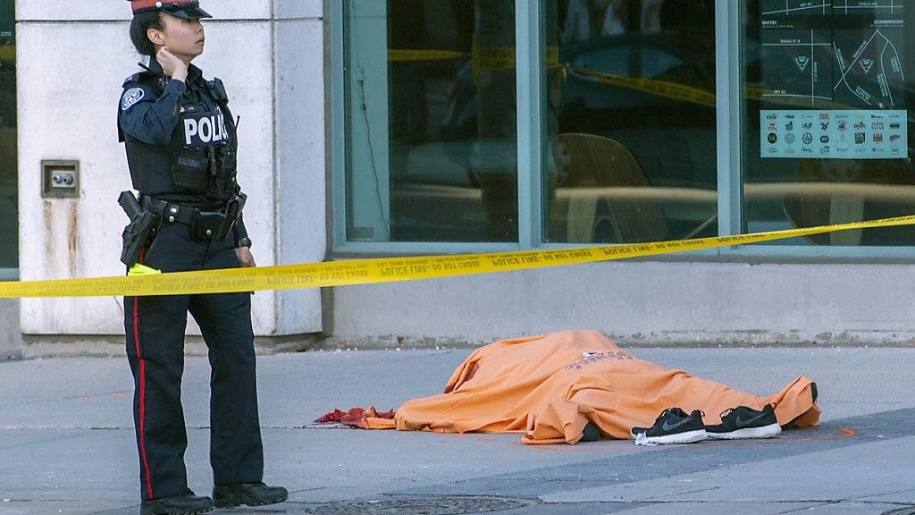Die Mehrheit der Opfer der Todesfahrt auf einem Trottoir im kanadischen Toronto vom Montag waren Frauen.