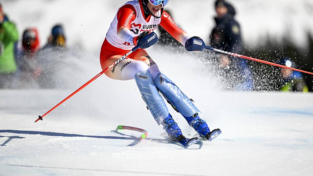 Michelle Gisin steht zum zweiten Mal in diesem Winter auf dem Weltcup-Podest