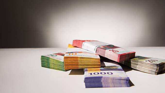 Schweizer Zeitung muss 450 Franken für Schwärzungen bezahlen
