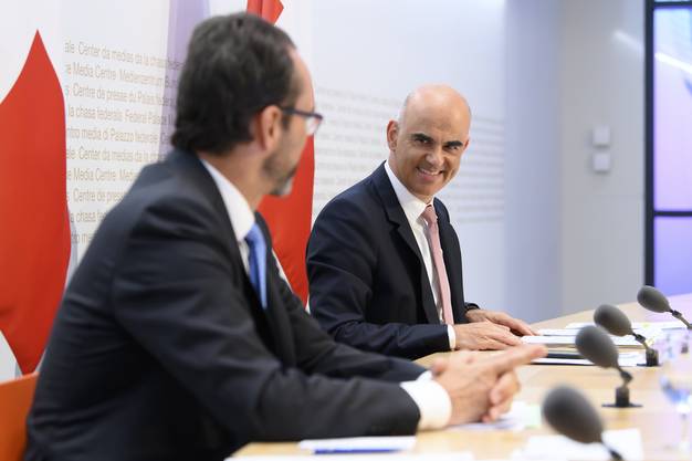 Federal Councilor Alain Berset wants to preserve information sovereignty.  On Tuesday he reported together with the director of the Federal Office of Public Health, Pascal Strupler.