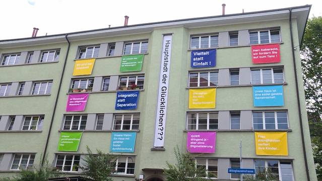 Breitsch-Bewohner wehren sich mit kreativer Plakataktion