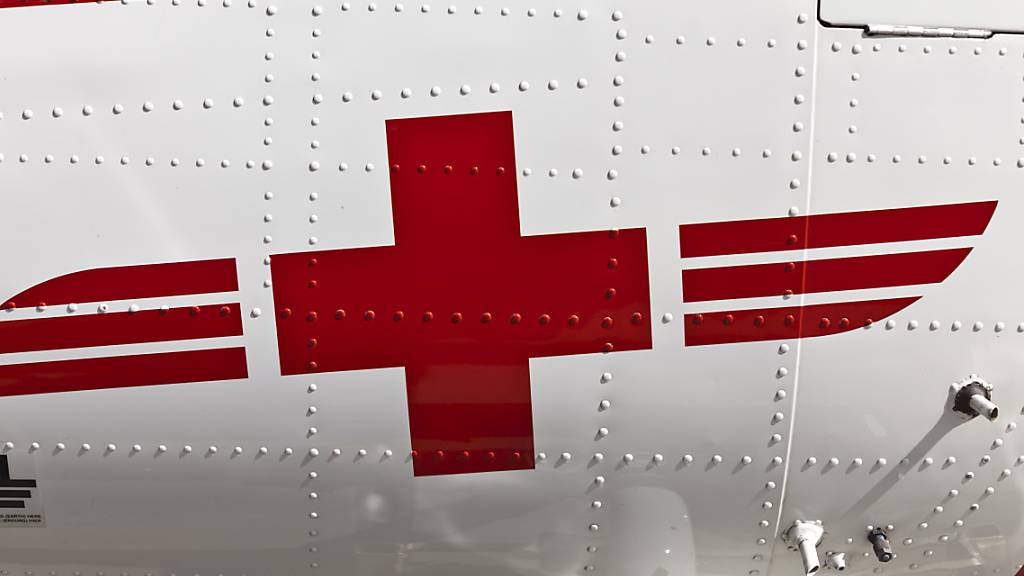 Die Rettungsflugwacht transportierte den 13-Jährigen nach dem Skiunfall ins Spital, wo er starb. (Symbolbild)