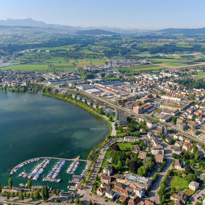 Gestaltungsplan für Arboner Doppel-Hochhaus «Riva» am See