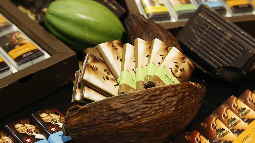 Der Schokoladenproduzent Barry Callebaut hat im ersten Viertel seines Geschäftsjahres knapp 581'000 Tonnen Schokolade verkauft. (Archivbild)