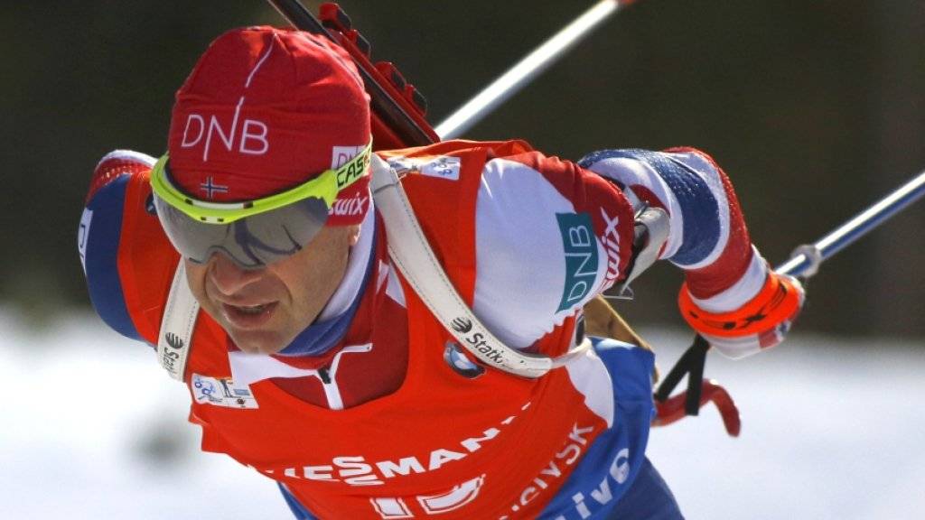 Der Norweger Ole Einar Björndalen (42) setzt seine erfolgreiche Biathlon-Karriere fort