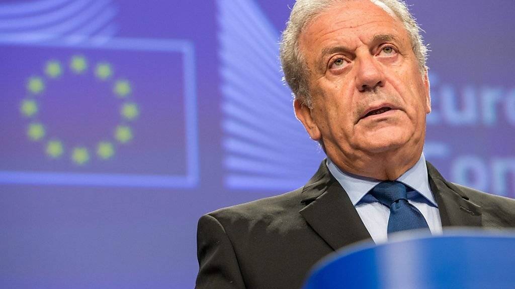 Zwischenbilanz aus Brüssel: Der Flüchtlingspakt mit der Türkei habe «zu konkreten positiven Ergebnisse geführt», sagte EU-Migrationskommissar Dimitris Avramopoulos am Mittwoch.