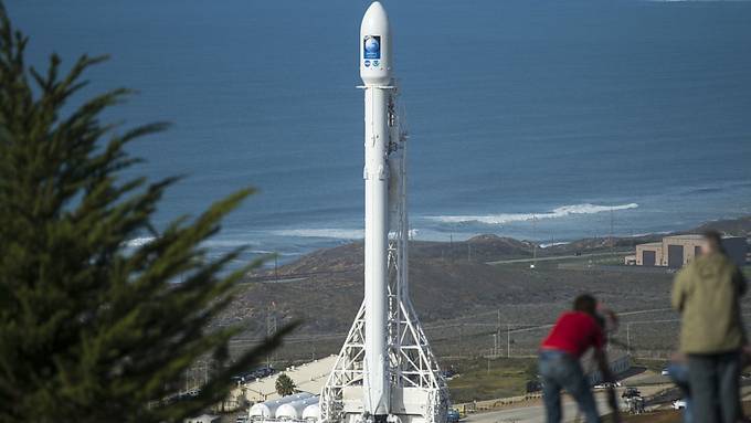 SpaceX verschiebt Start von Trägerrakete