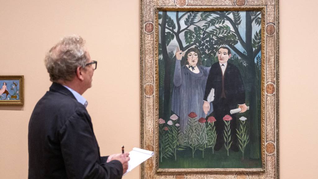 Das Bild «La Muse inspirant le poète» von Henri Rousseau (rechts) soll im Kunstmuseum Basel bleiben. Der französische Maler Rousseau schuf das Bild 1909 und das Museum hat das Bild 1940 gekauft. (Archivbild)