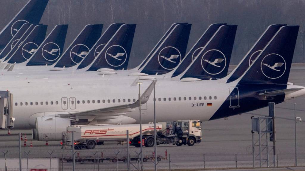 Der deutsche Lufthansa-Konzern streicht bis 2023 rund 4000 Jobs vor allem in der Verwaltung. (Archivbild)