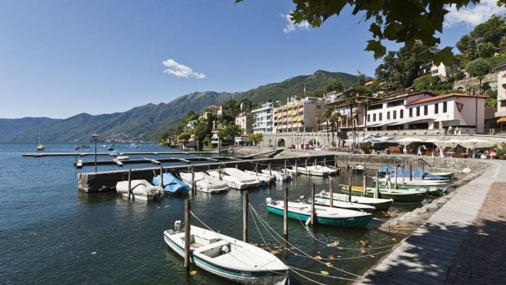 Im öffentlichen Strandbad in Ascona ist am Dienstag eine 89-jährige Schwimmerin beinahe ertrunken. (Archivbild)